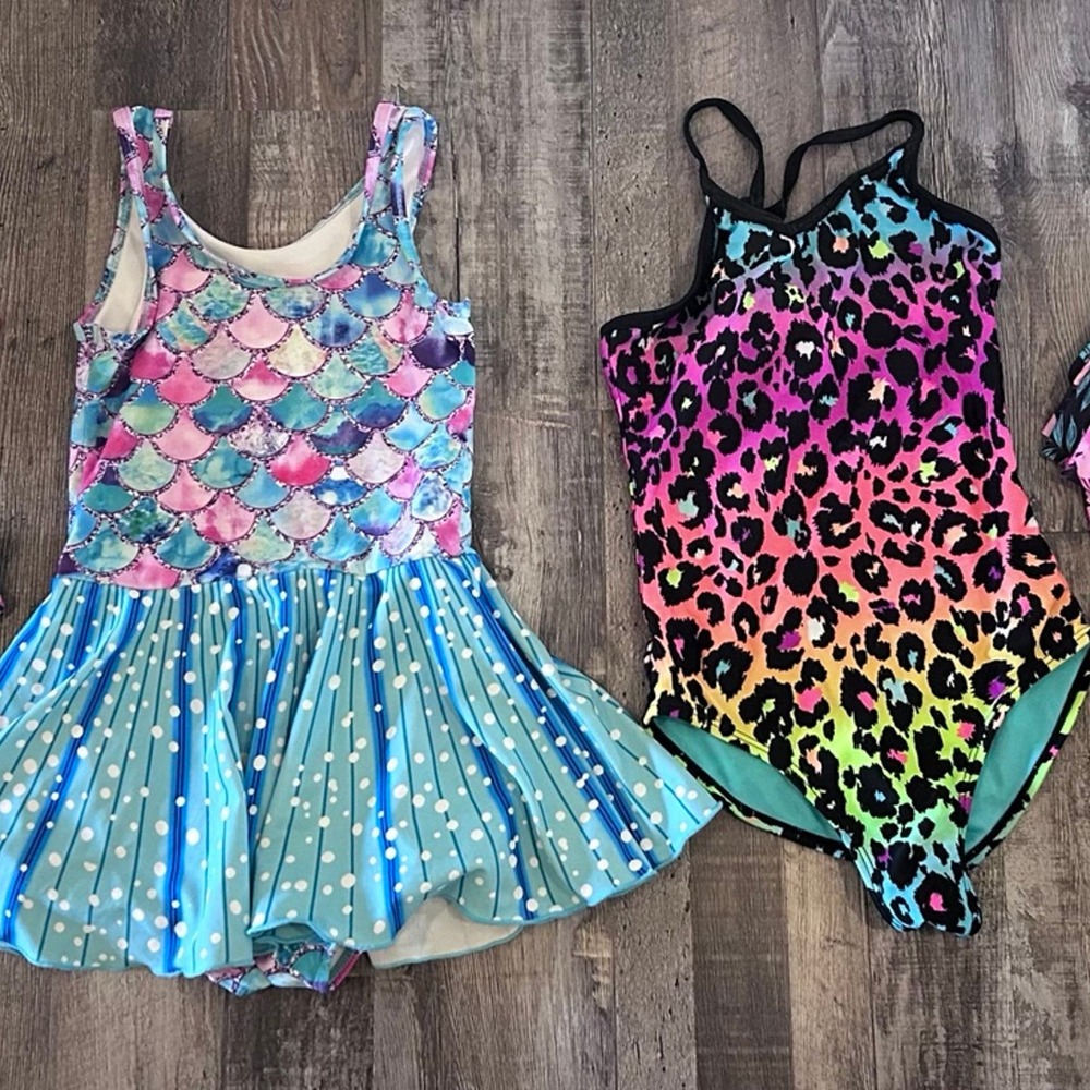 Girls swimsuit bundle